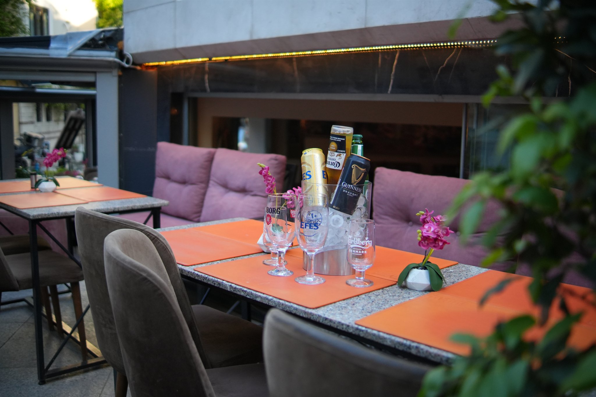 Divella Bistro relaxed restaurant atmosphere in Sultanahmet