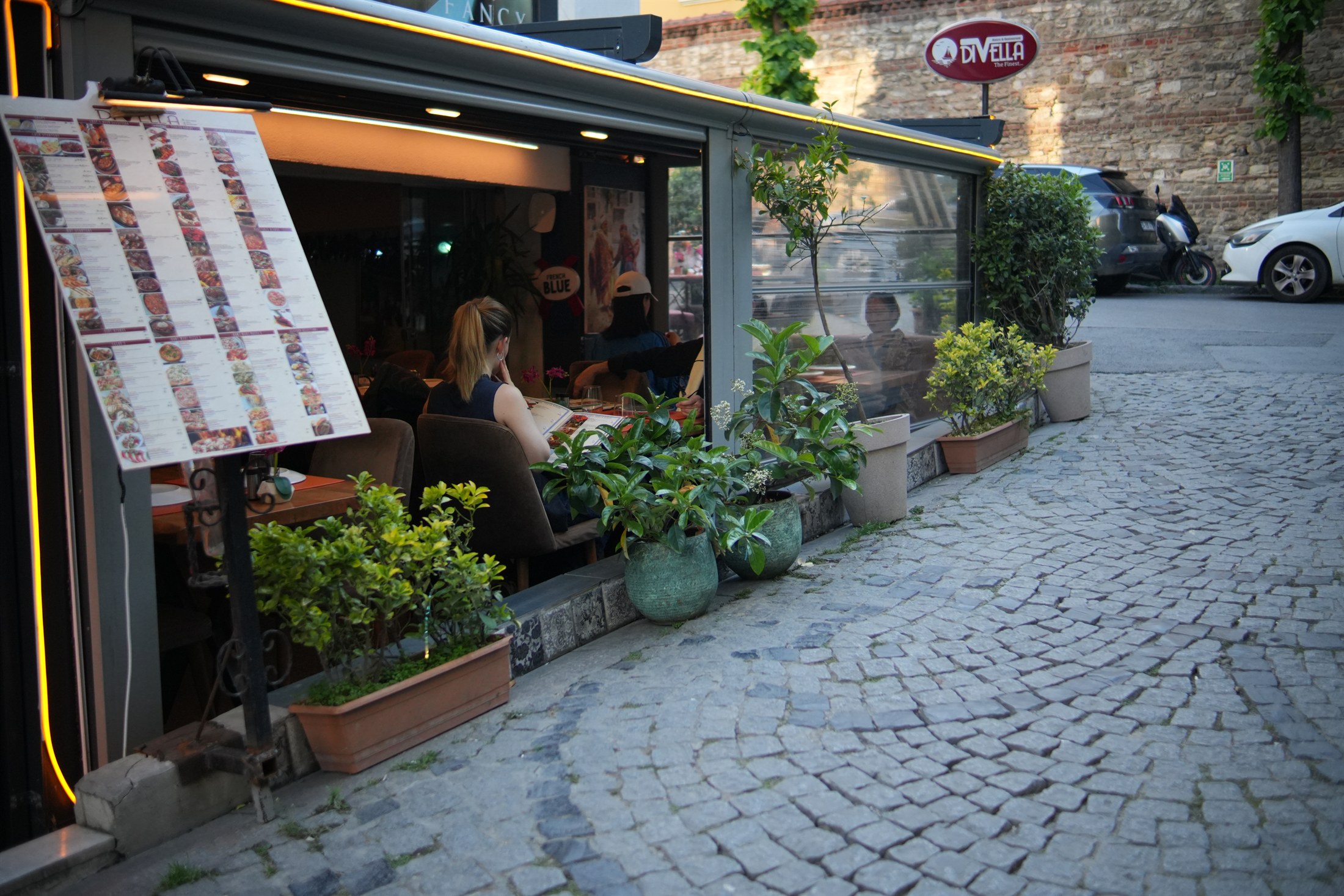 Restaurant guide for Blue Mosque area visitors